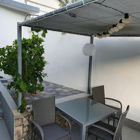Ferienwohnung Relax House Rosemary Draga Bašćanska Exterior foto